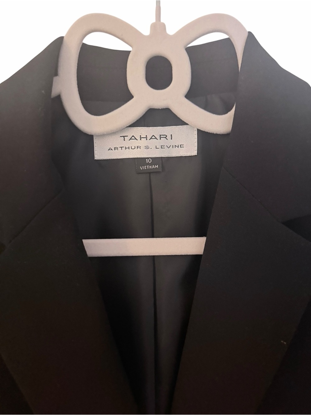Macy's Tahari Arthur S. Levine Black Women's Blazer